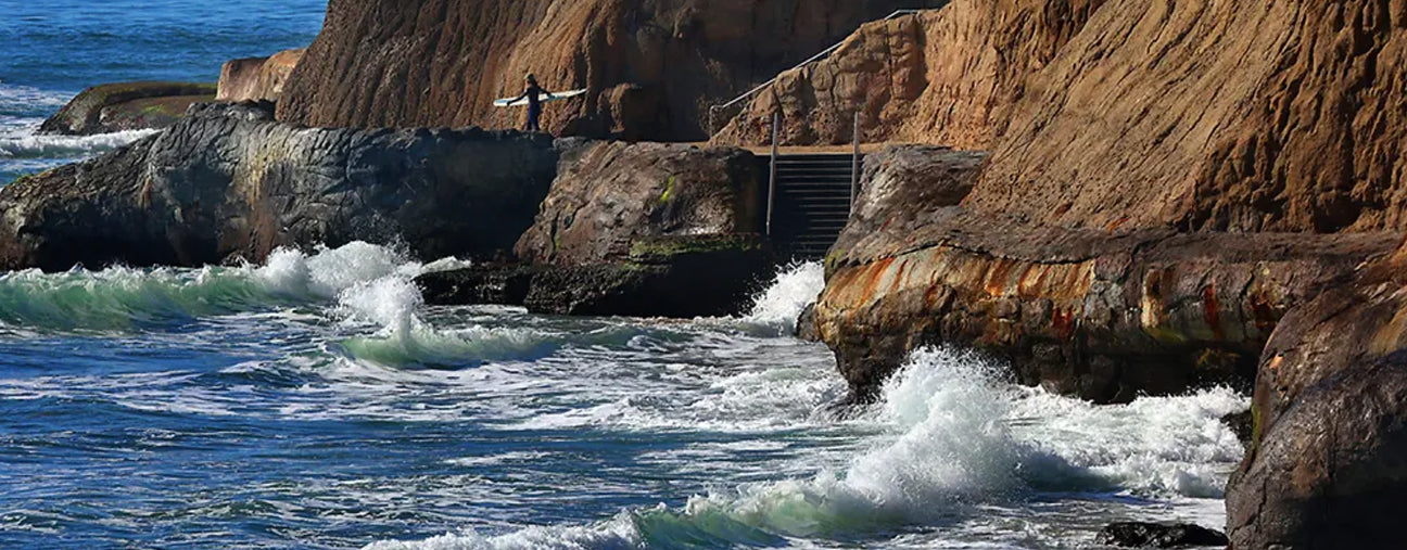 Pleasure Point: Santa Cruz's Surfing Playground